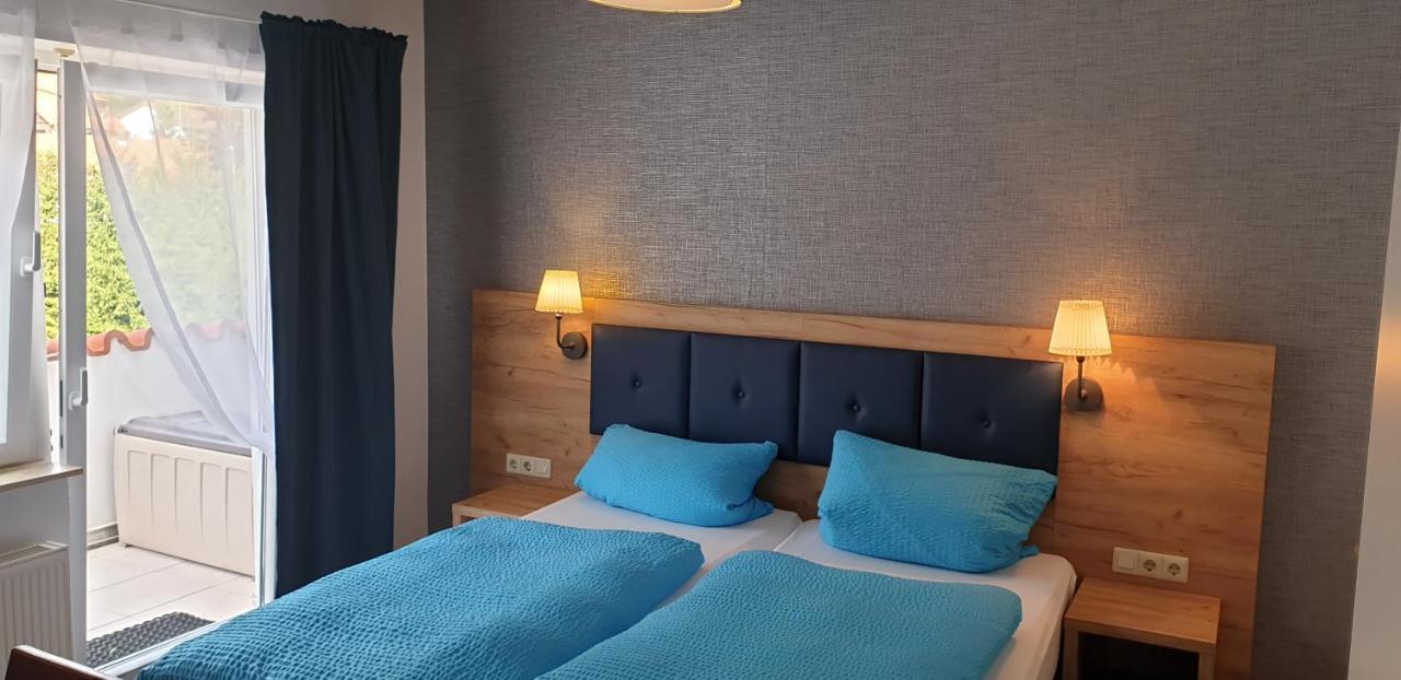 Apartmenthaus "Zum Lowen" Heidelberg - Ziegelhausen Ngoại thất bức ảnh